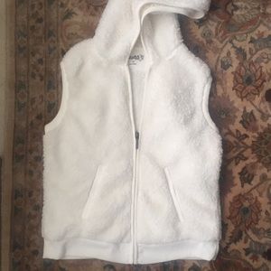 Sleeveless hooded vest
